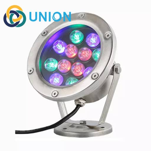 den led duoi nuoc doi mau tu dong 05